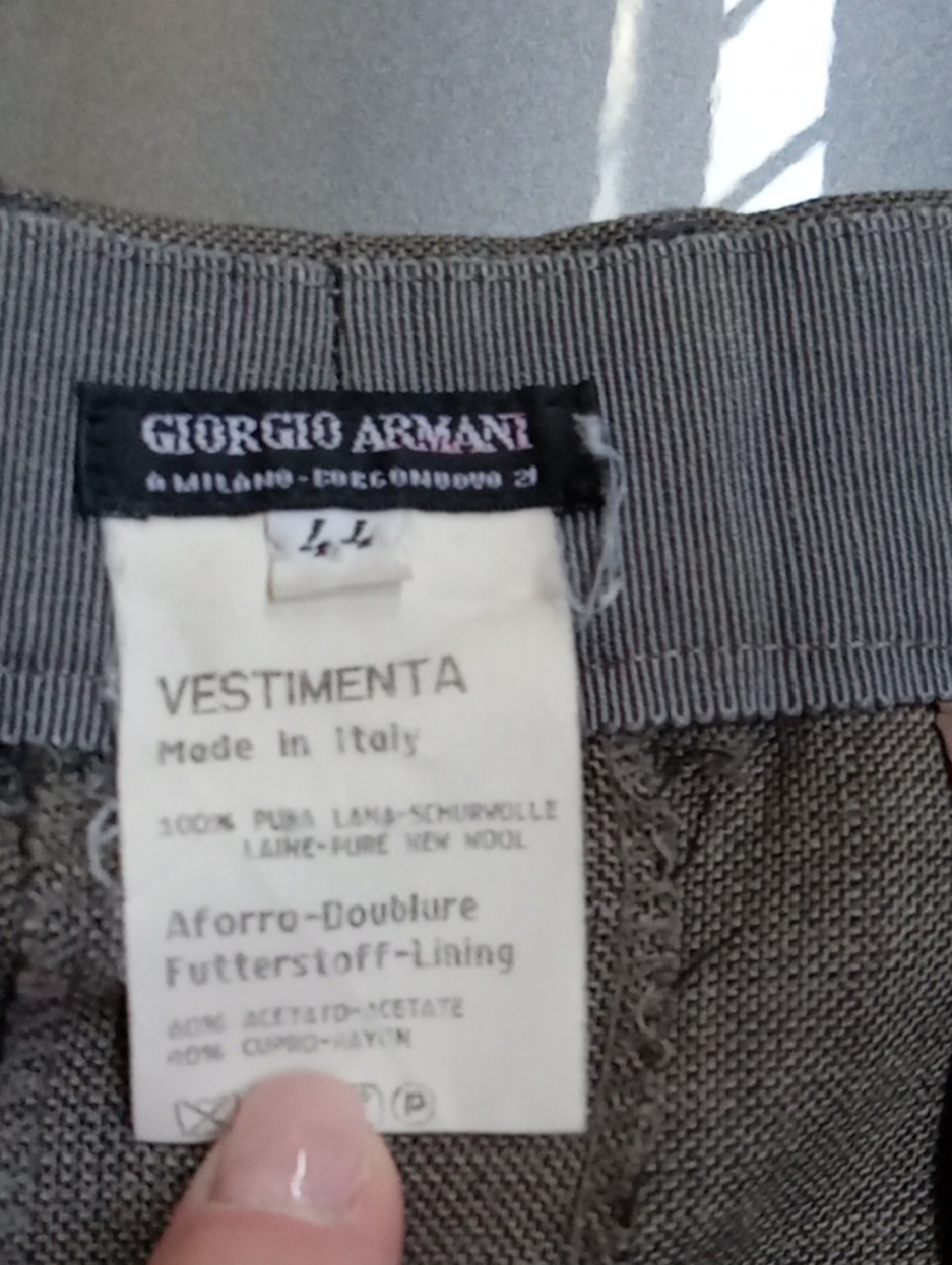 Georgio Armani 100% Wool Fully Lined Straight Leg Pants W Side Pockets Size 44 - Picture 3 of 3